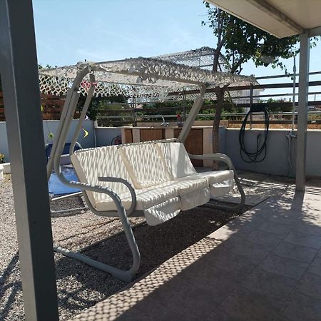 Вілла Filio'S Loft Near Airport Артеміда Екстер'єр фото