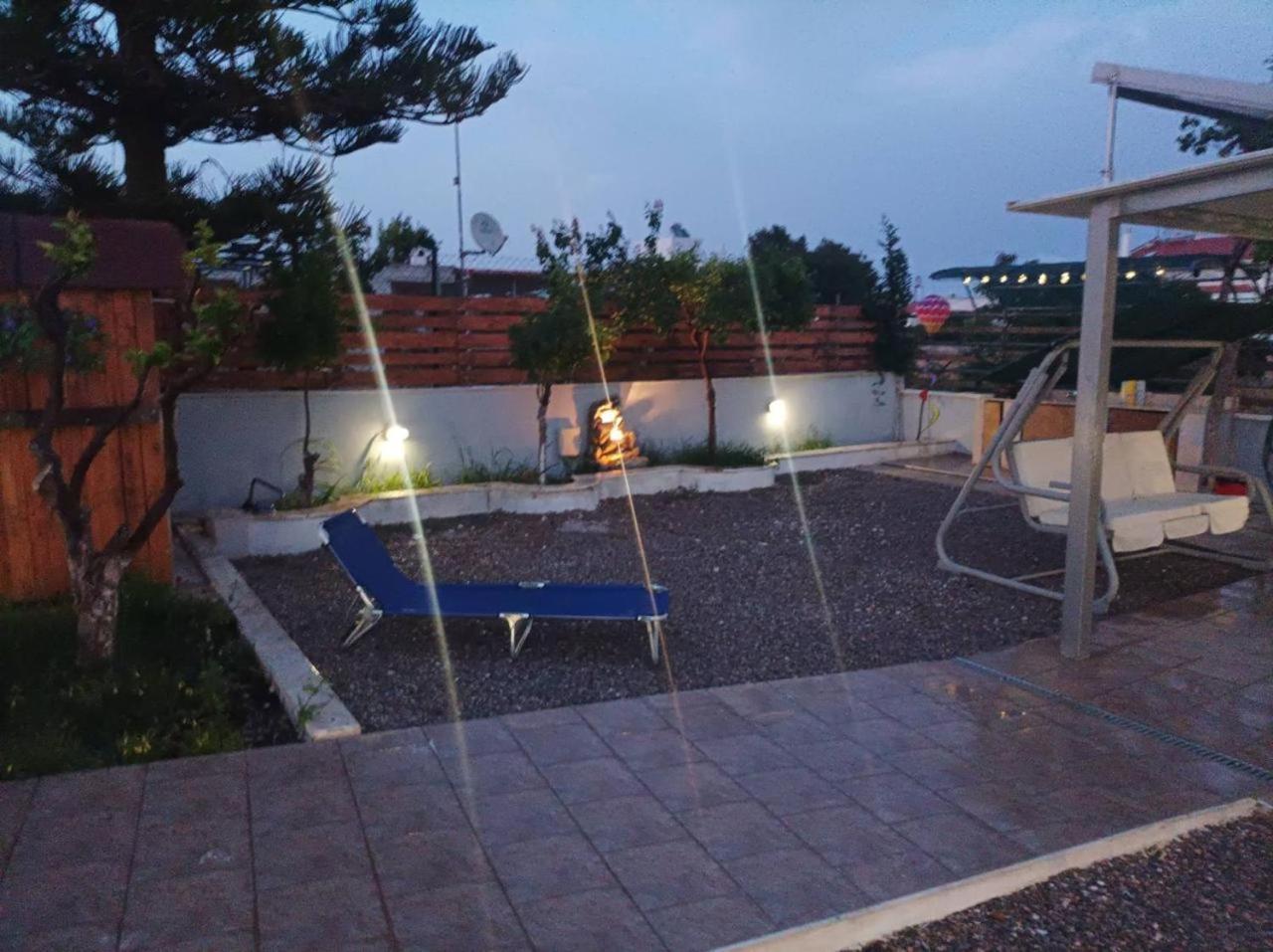 Вілла Filio'S Loft Near Airport Артеміда Екстер'єр фото